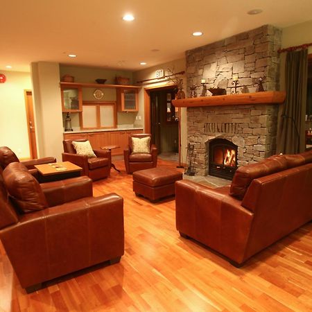 Whistler Alpine Chalet Retreat & Wellness Villa Exterior foto