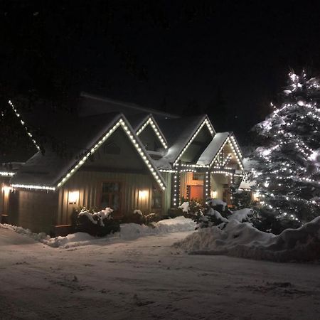 Whistler Alpine Chalet Retreat & Wellness Villa Exterior foto