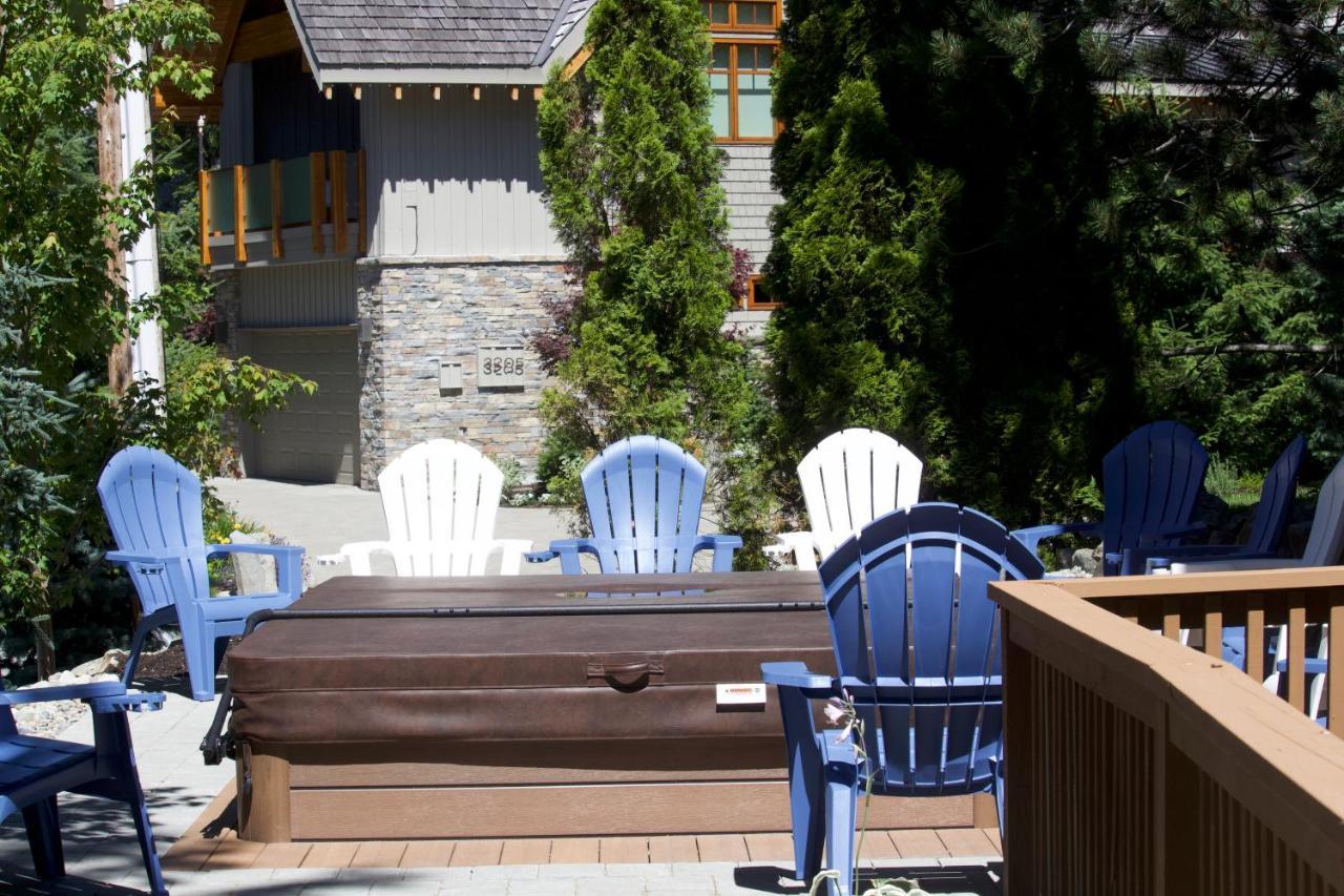 Whistler Alpine Chalet Retreat & Wellness Villa Exterior foto