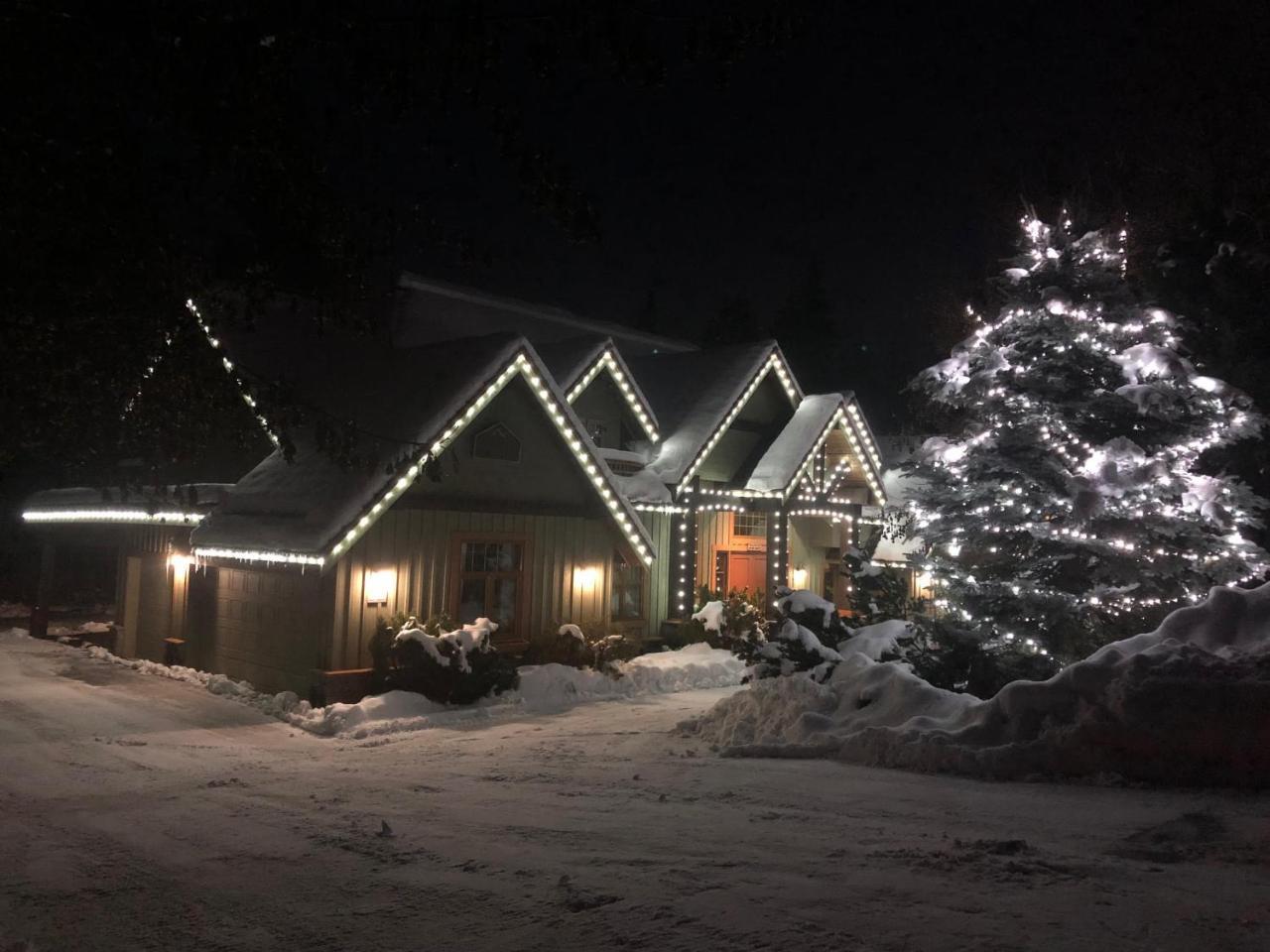Whistler Alpine Chalet Retreat & Wellness Villa Exterior foto